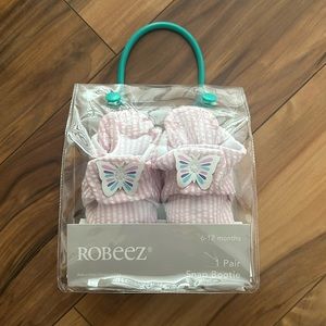 NWT Robeez 6-12 months